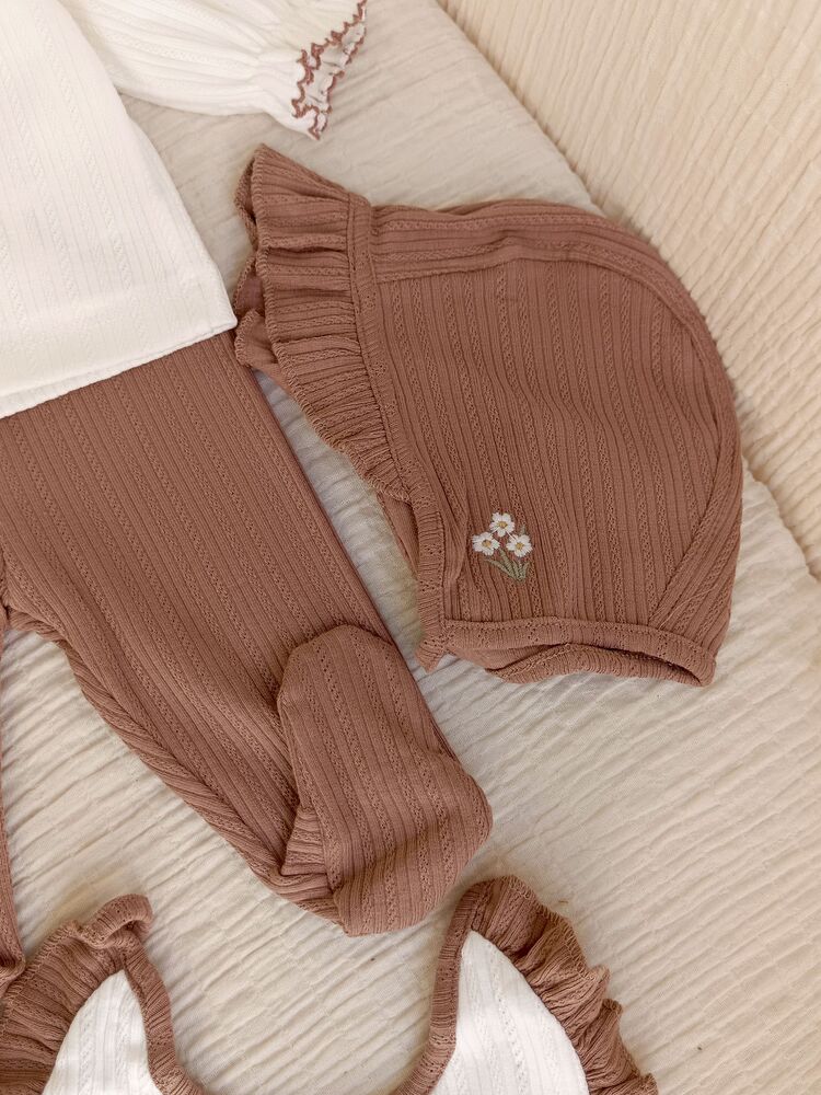 Demet 5li Kız Bebek Hastane Çıkışı Set