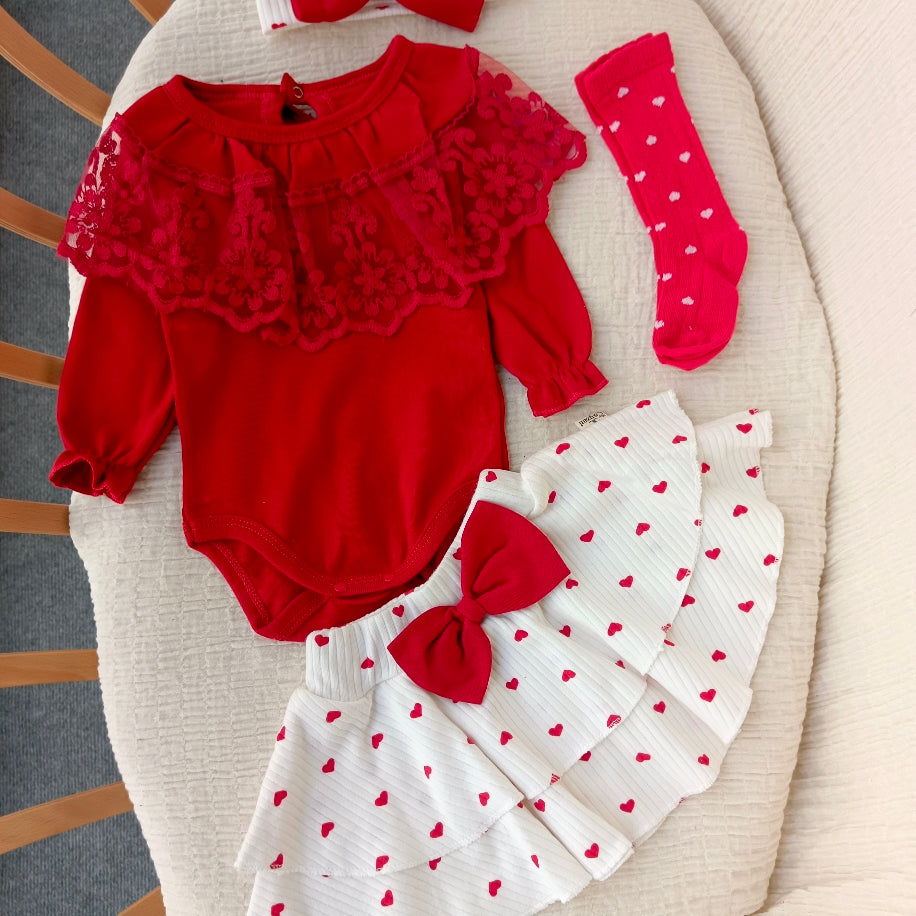 Helena 4'lü Etekli Takım Set