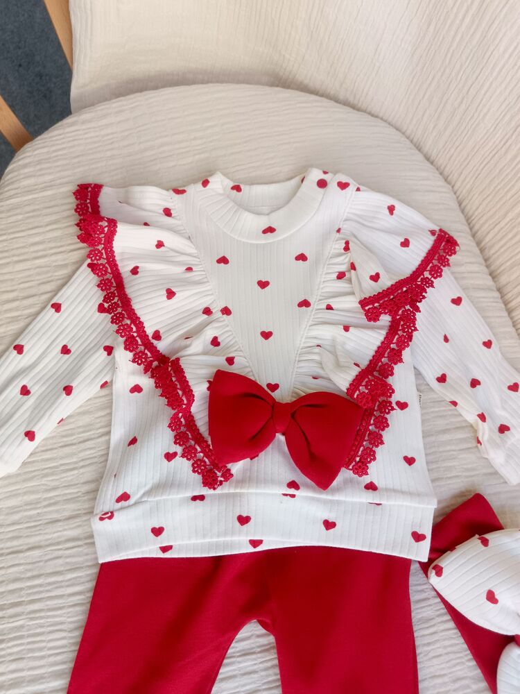 Lisa Dantel Ve Fiyonk Detaylı 3lü Takım Lisa Dantel Ve Fiyonk Detaylı 3lü Takım