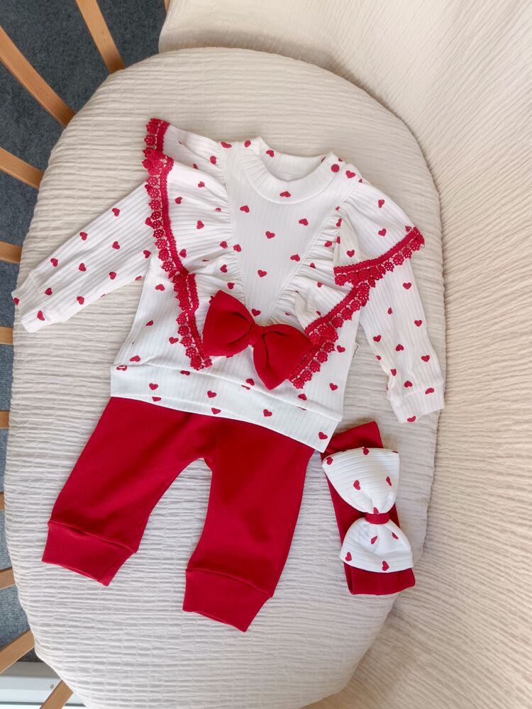 Lisa Dantel Ve Fiyonk Detaylı 3lü Takım Lisa Dantel Ve Fiyonk Detaylı 3lü Takım