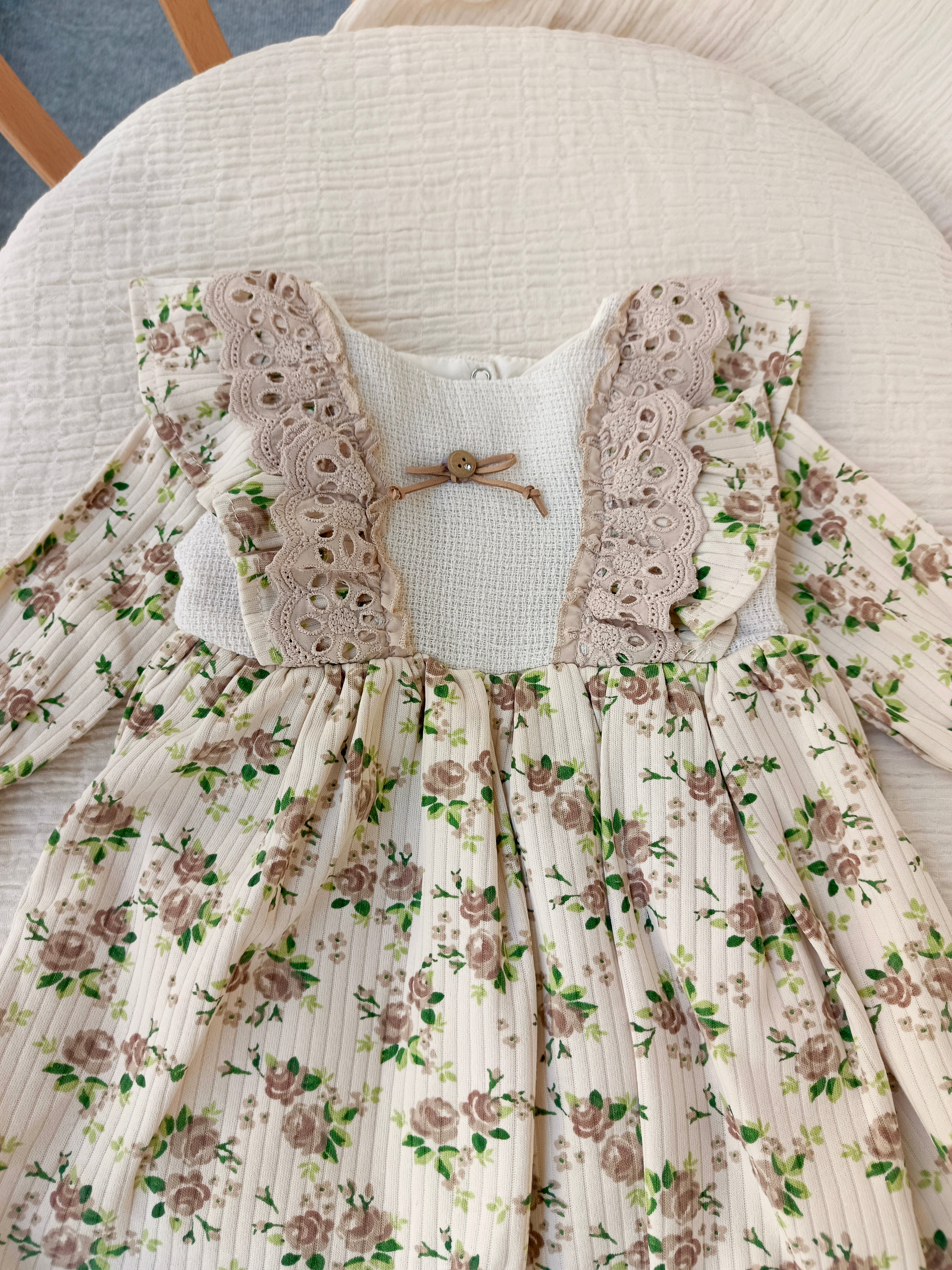 Çiçekli Kız Bebek Elbise Bej