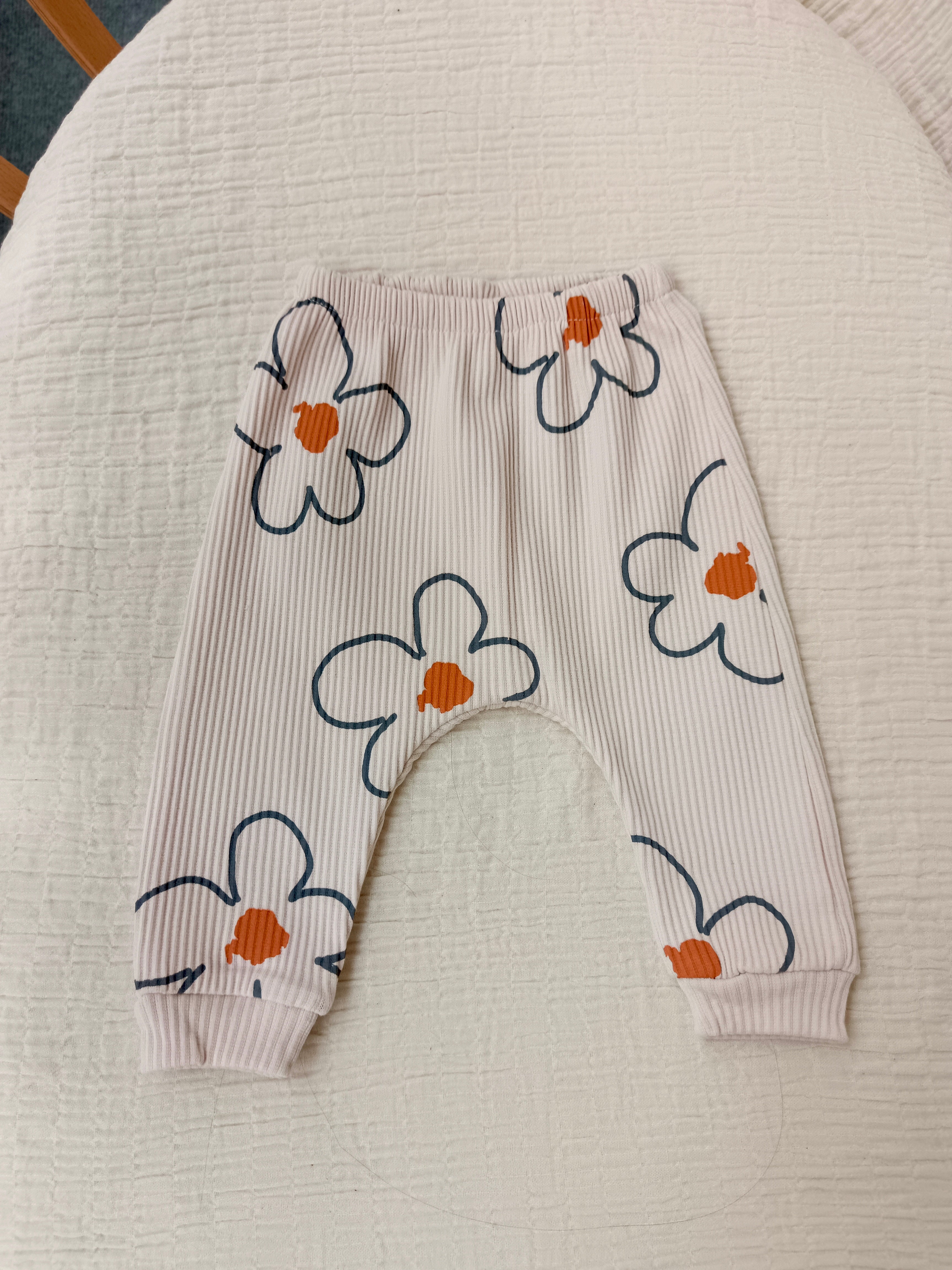 Çiçekli 3'lü Alt Takım