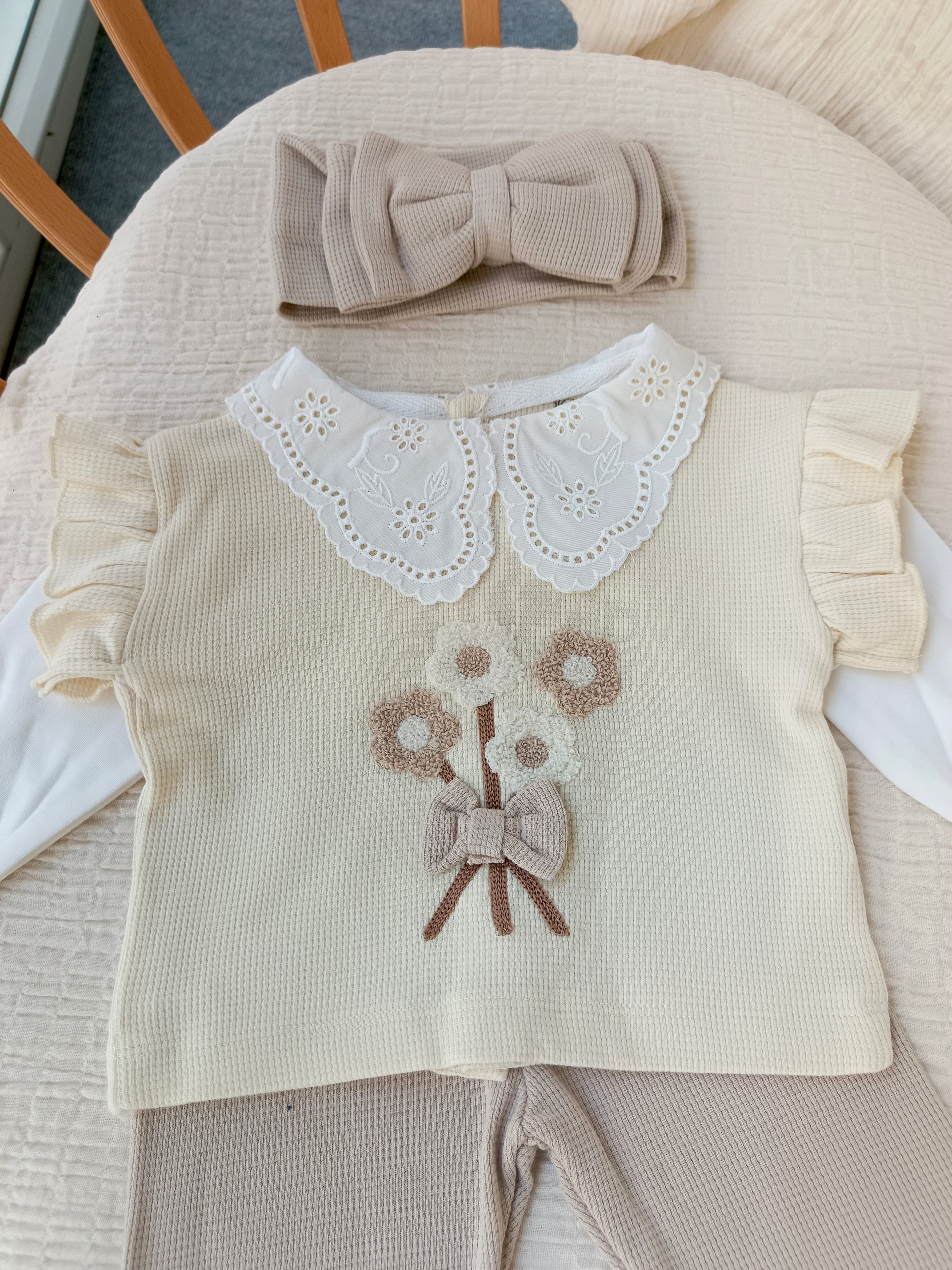 Çiçek Süzineli 3'lü Takım Bej