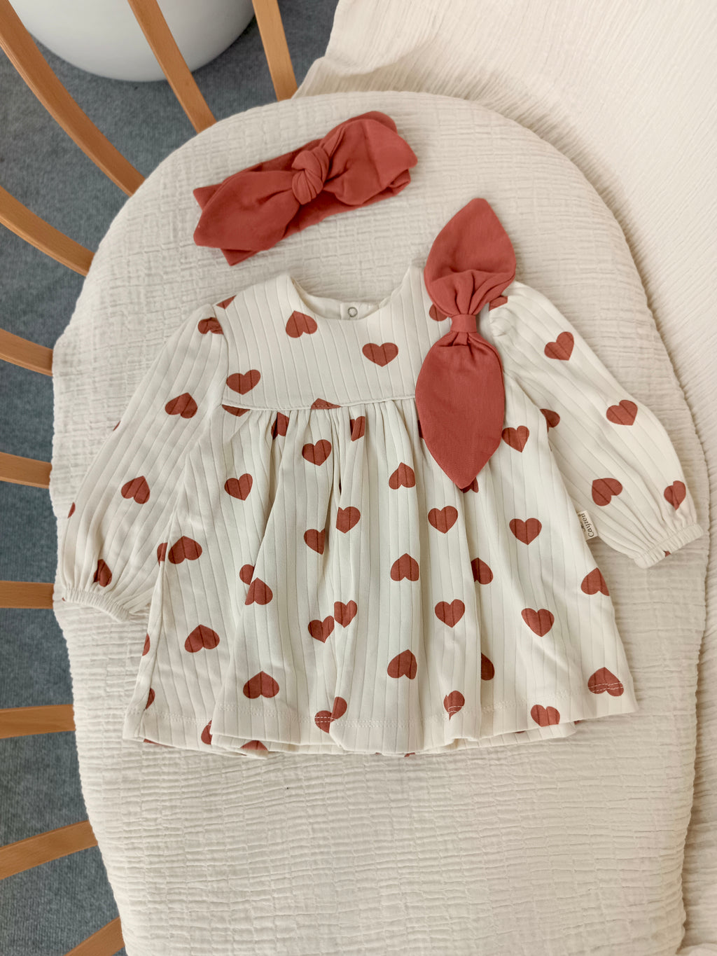 Büyük Kalpli Elbise Tarçın