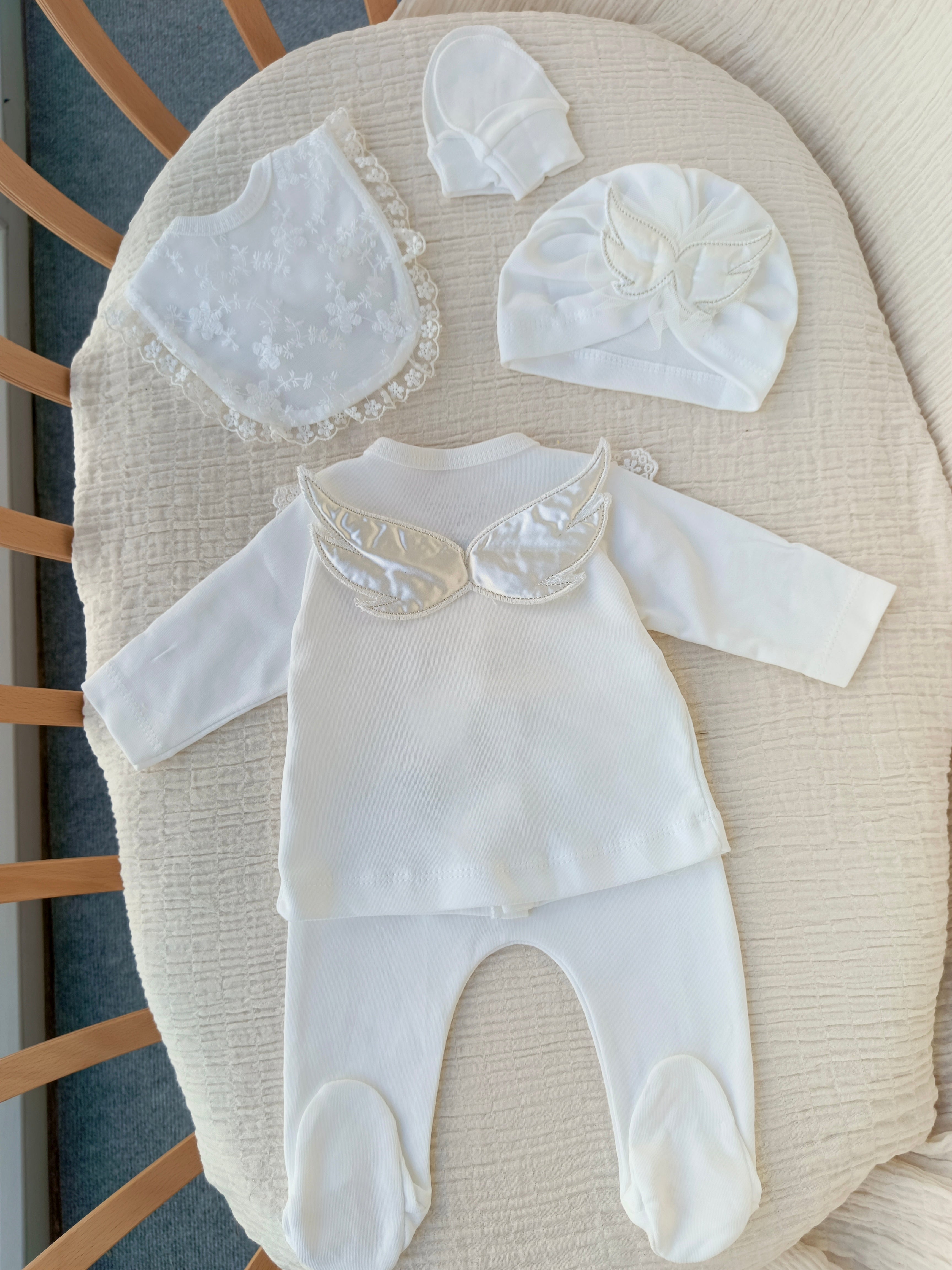 Melek Kanatlı 5'li Yenidoğan Hastane Çıkışı Seti Beyaz